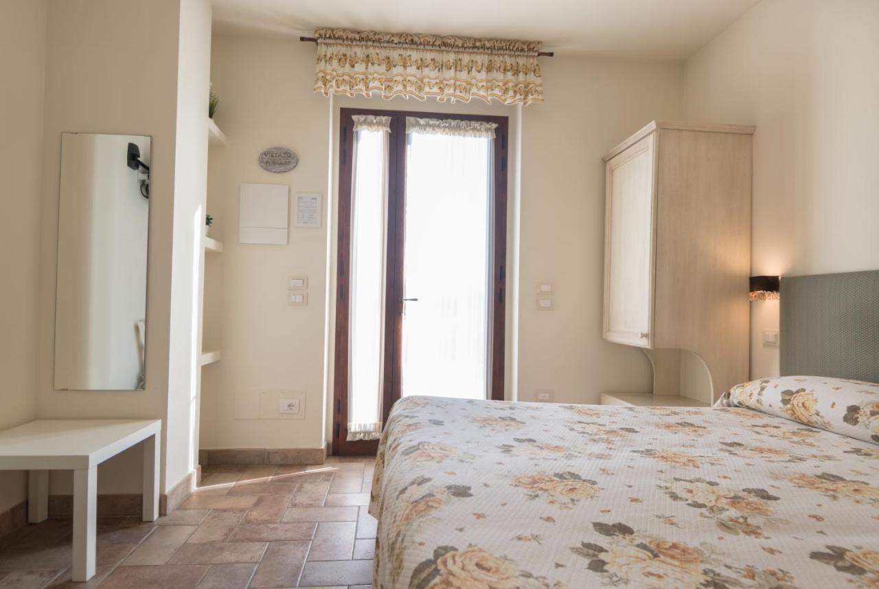 Rosa Di Assisi Bed & Breakfast Bastia Umbra Luaran gambar