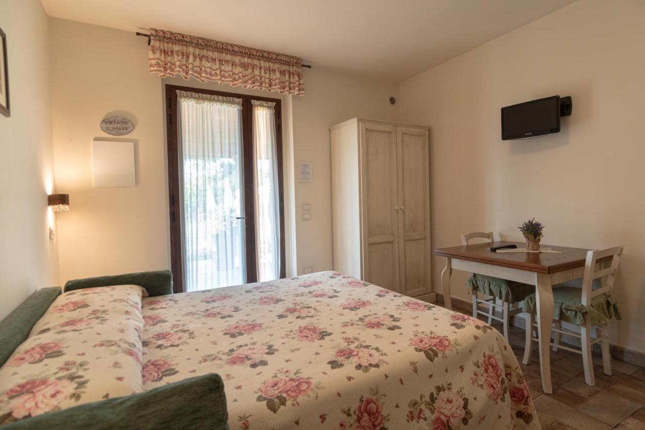 Rosa Di Assisi Bed & Breakfast Bastia Umbra Luaran gambar