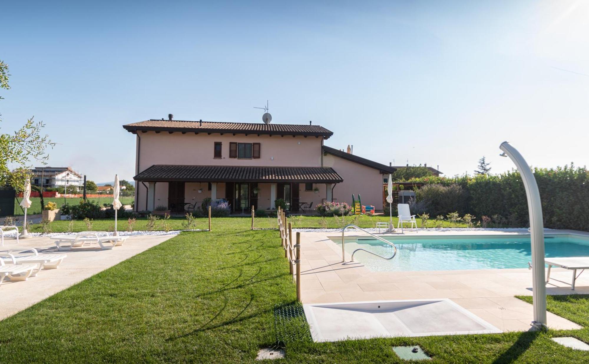 Rosa Di Assisi Bed & Breakfast Bastia Umbra Luaran gambar