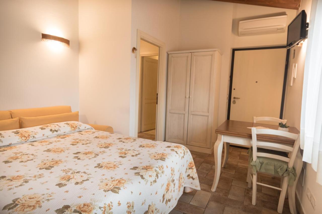 Rosa Di Assisi Bed & Breakfast Bastia Umbra Luaran gambar