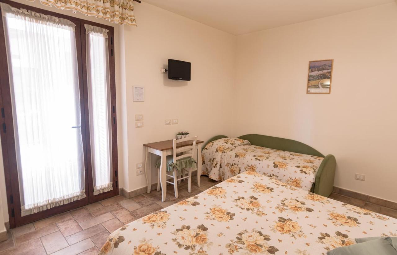 Rosa Di Assisi Bed & Breakfast Bastia Umbra Luaran gambar