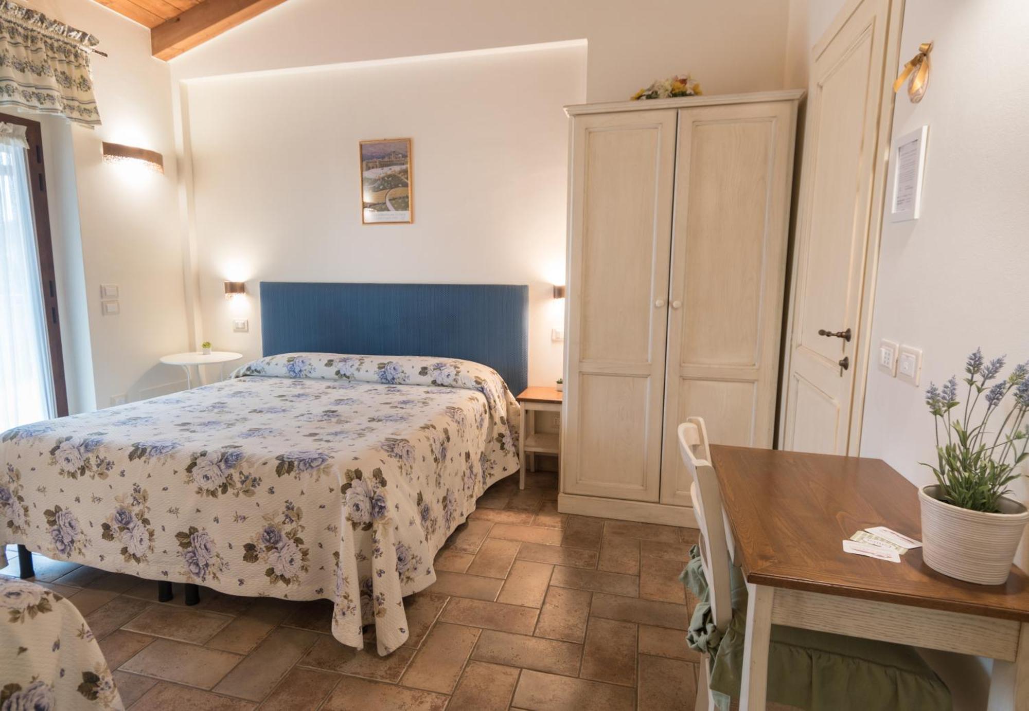 Rosa Di Assisi Bed & Breakfast Bastia Umbra Luaran gambar