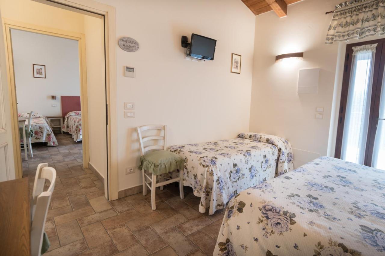 Rosa Di Assisi Bed & Breakfast Bastia Umbra Luaran gambar