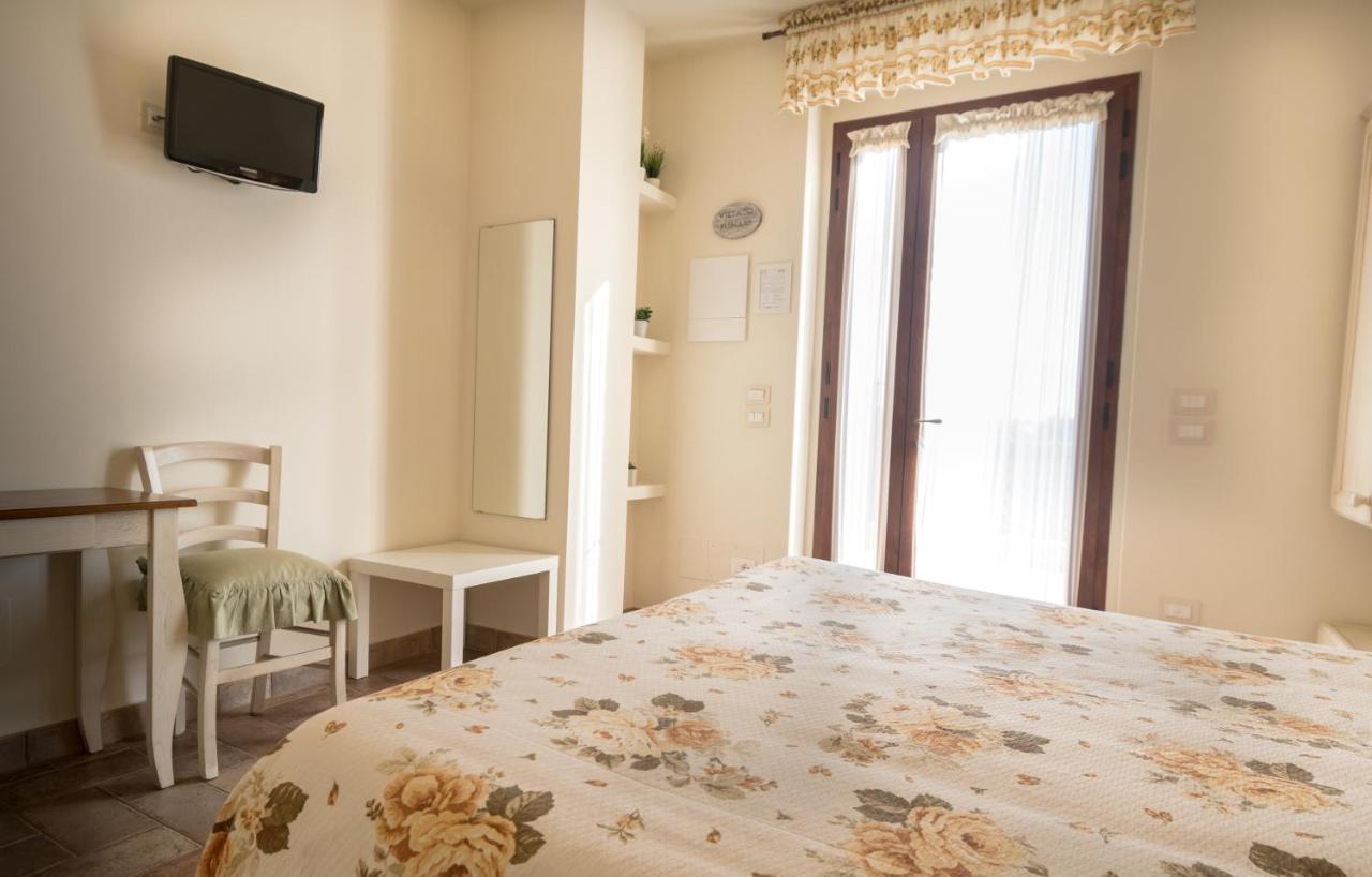 Rosa Di Assisi Bed & Breakfast Bastia Umbra Luaran gambar