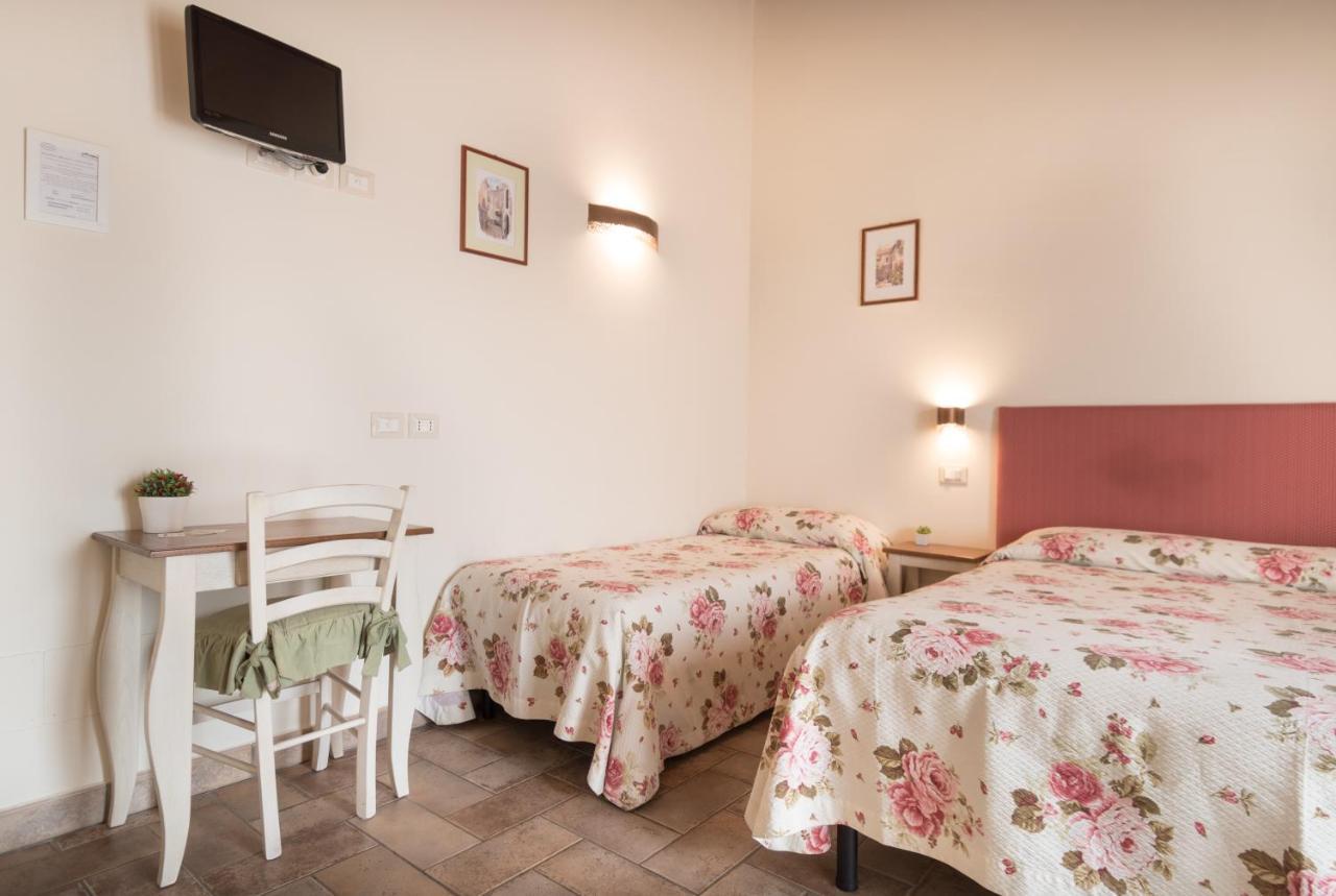Rosa Di Assisi Bed & Breakfast Bastia Umbra Luaran gambar